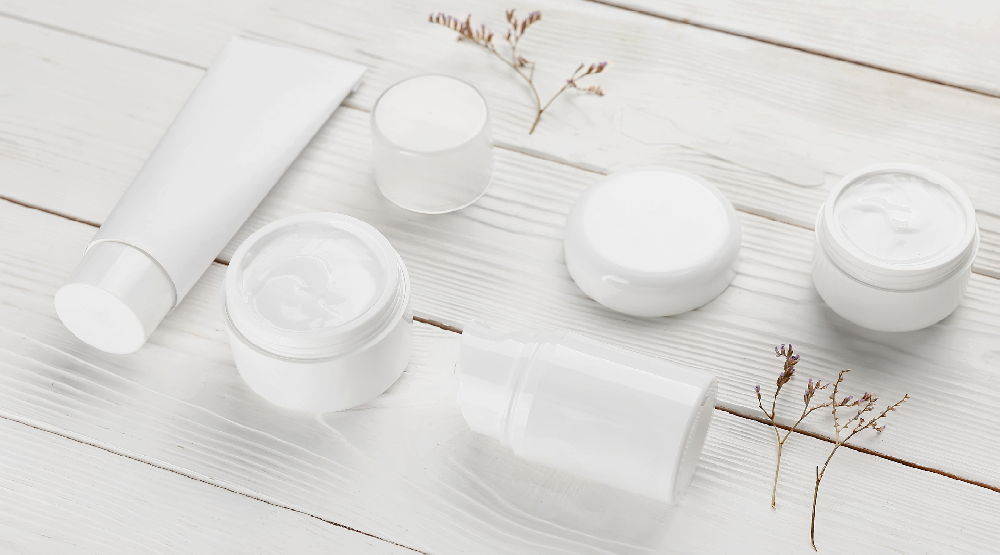 化粧品貿易事業